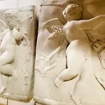 Ruheoase Im Herzen Von Muenchen